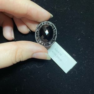 Premier Designs “Black Tie” ring #1584